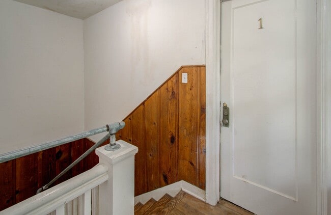 Building Photo - 1428 Wentworth St
