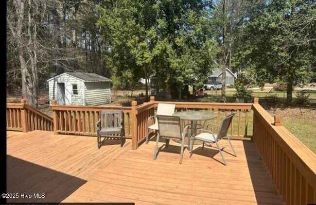 Building Photo - 1411 Rondo Dr