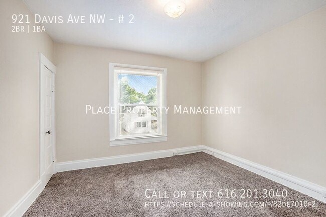 Building Photo - 921 Davis Ave NW