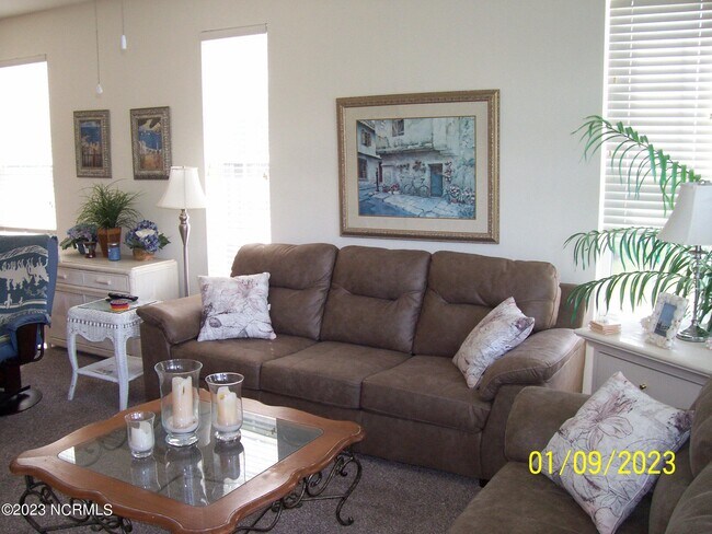 Building Photo - 872 Great Egret Cir SW