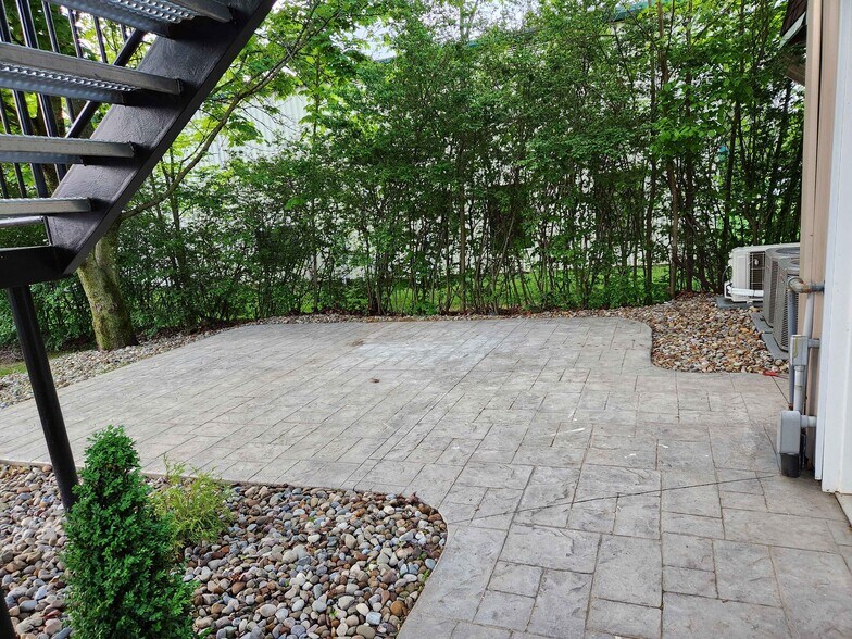 Building Photo - 13487 Cleveland Ave NW