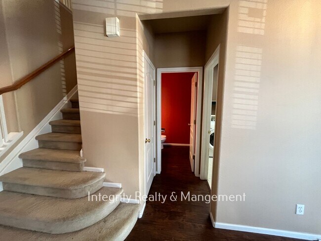 Building Photo - 9262 Melborne Ct