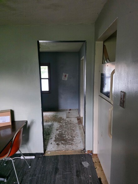 Building Photo - 132 N 23rd Pl