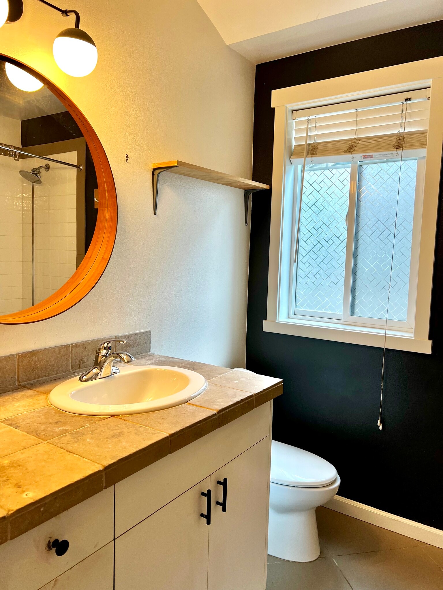 Building Photo - 1017 NE 125th St