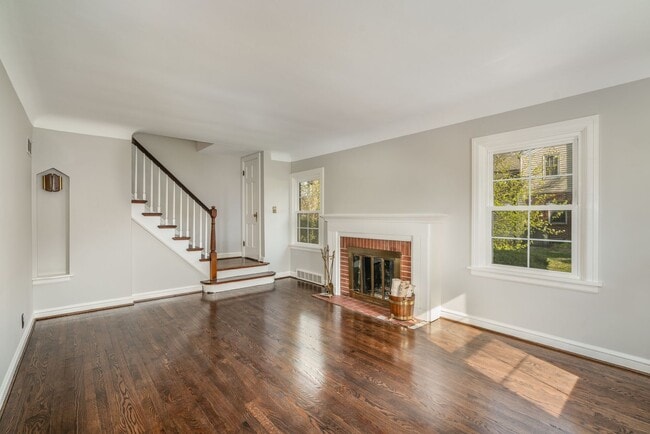 Building Photo - 2B/1B Charming Single Family home in Glend...