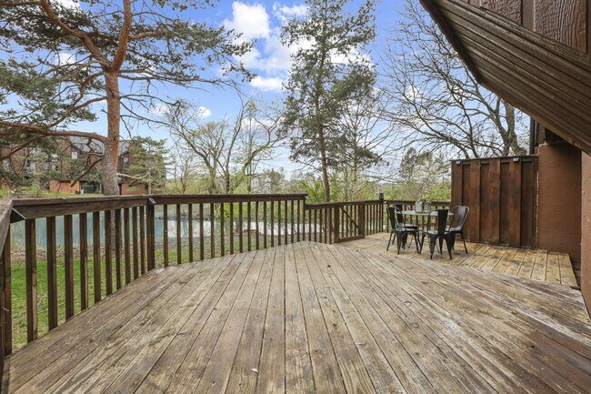 Building Photo - 4765 Smoketalk Ln