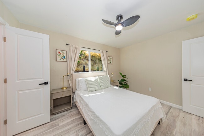 Building Photo - 35680 Forest Dr
