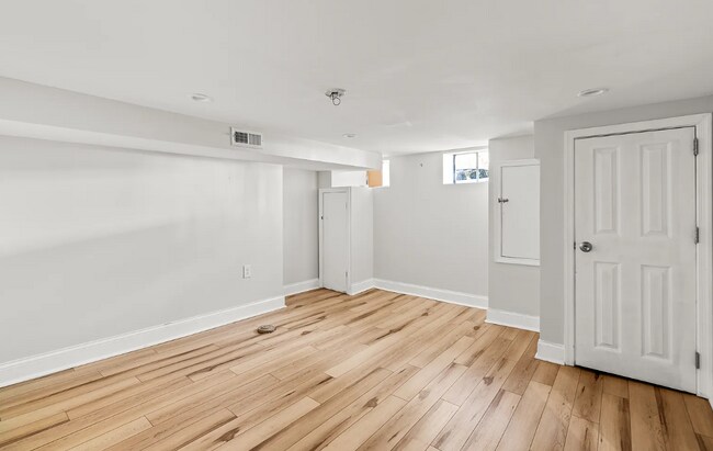 Building Photo - 41 N Collington Ave