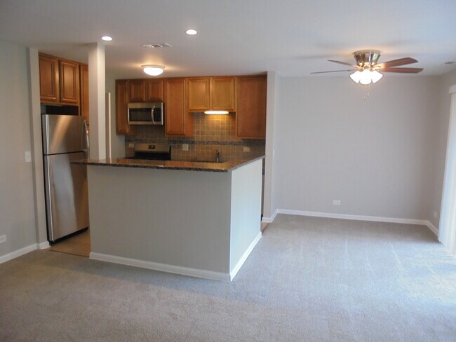 Building Photo - 4730 Calvert Dr