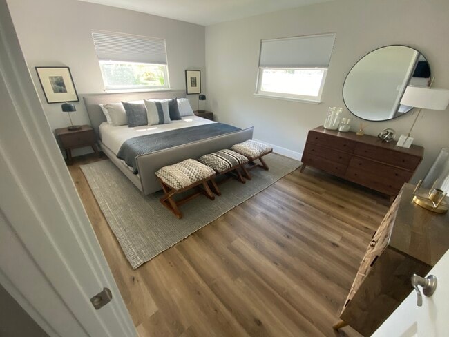 Building Photo - 3237 Key Ave