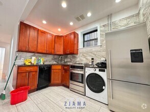 Building Photo - 2 bedroom in Brooklyn NY 11215