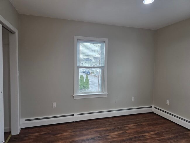 Building Photo - 503 South St