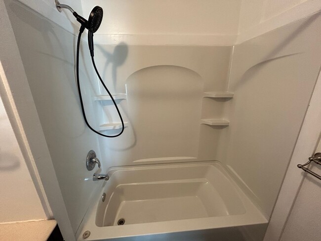 Building Photo - 1/1 Duplex / Fridge, Washer & Dryer Included  / Large Front Deck / Small Fenced in Side Yard/ NBISD