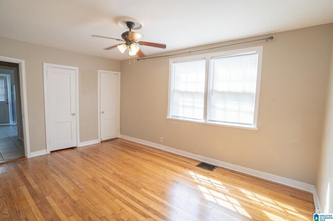 Building Photo - 9 Edgehill Rd