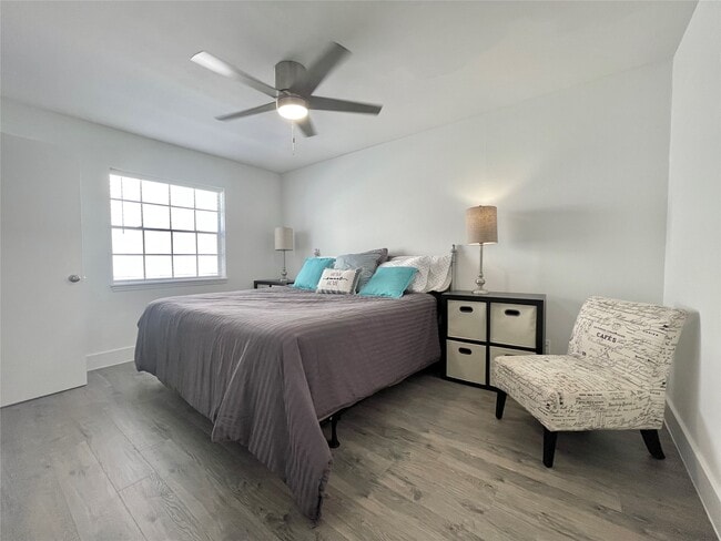 Building Photo - 1801 Huldy St