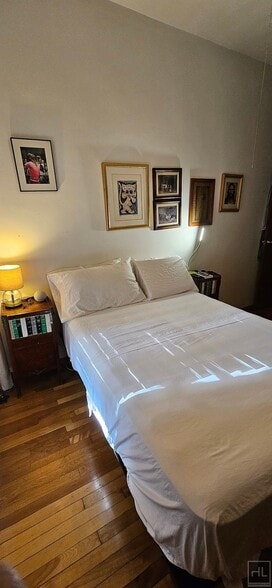 Building Photo - W 56th St