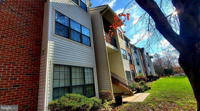 Building Photo - 18 Feiler Ct