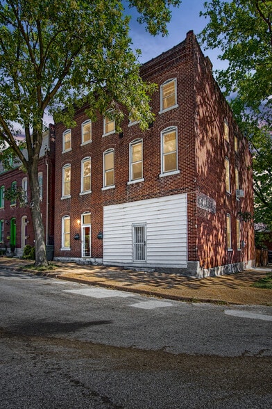 Building Photo - 1301 Shenandoah Ave