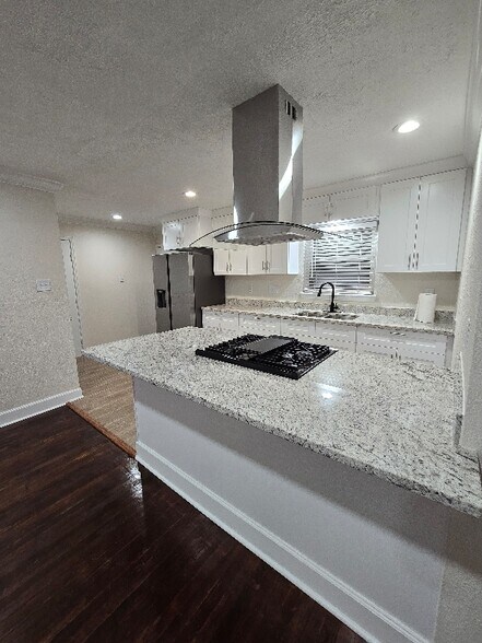 Building Photo - 3511 Washington St