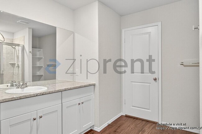 Building Photo - 2885 Wolfcreek