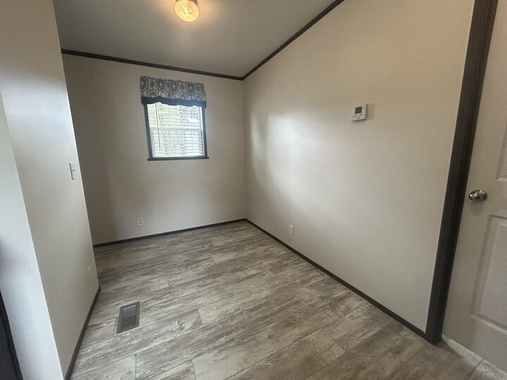 Building Photo - 11716 Cascade Cir