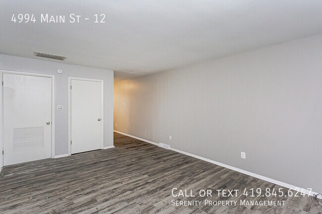 Building Photo - 4994 Main St