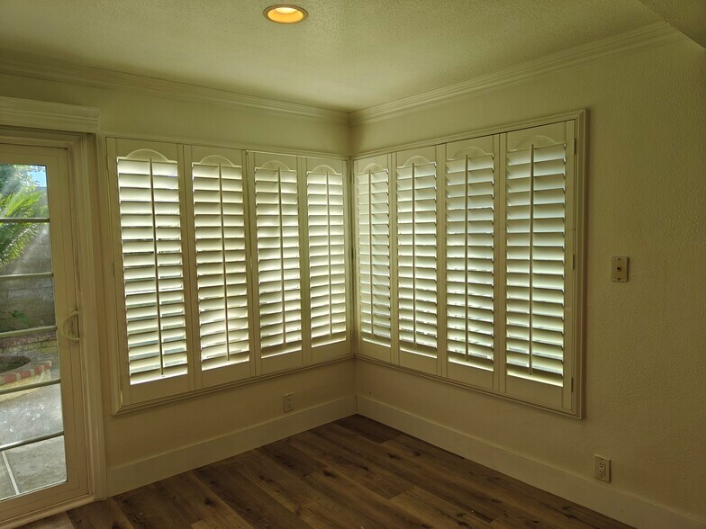 Building Photo - 15192 Tungwood St