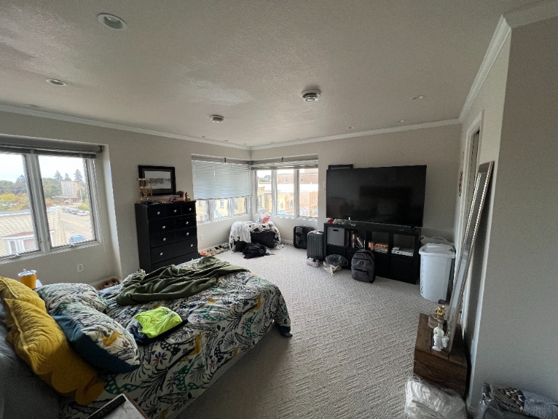 Building Photo - 810 Erie Ave