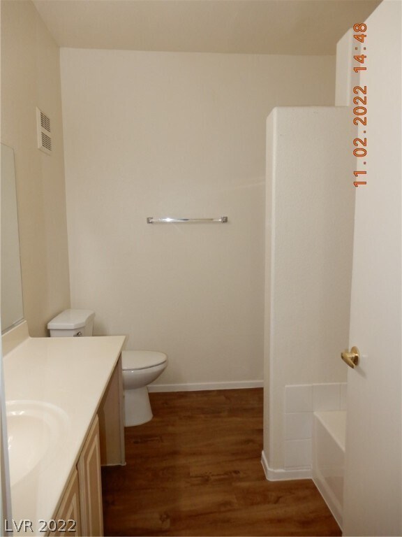 Building Photo - 5655 E Sahara Ave