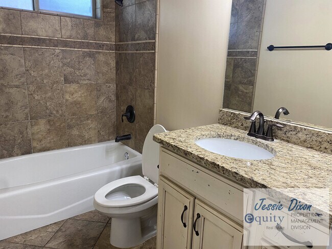 Building Photo - 2747 S 1475 W