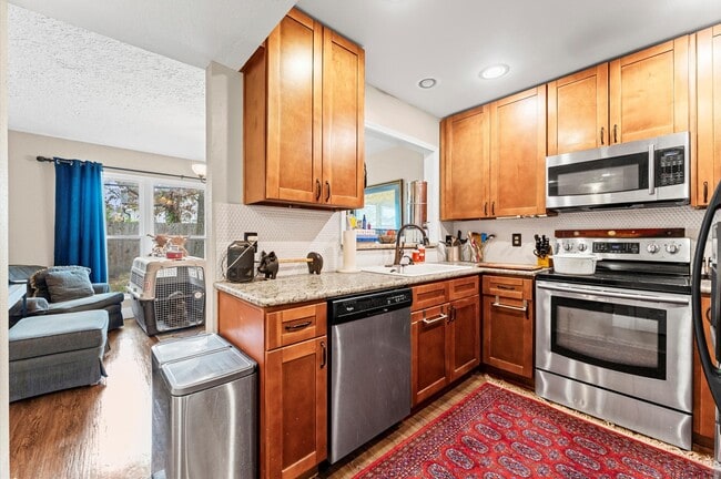 Building Photo - 1504 Early Ln