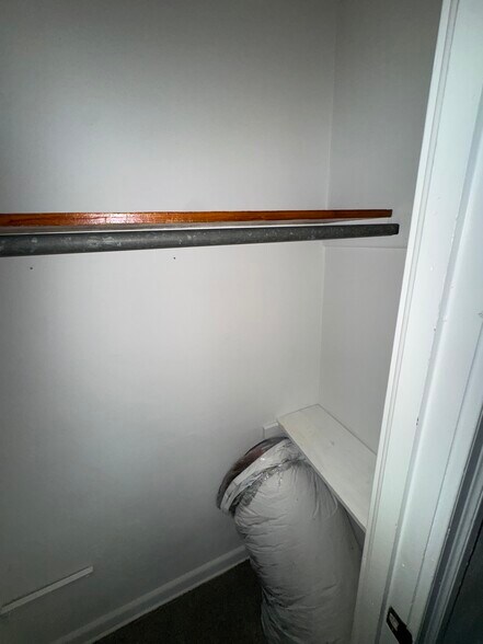 Master closet - 317 Dune St