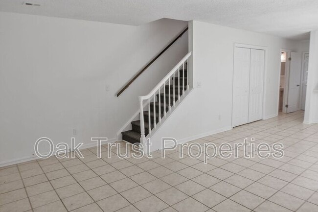 Building Photo - 4407 Great Oak Dr