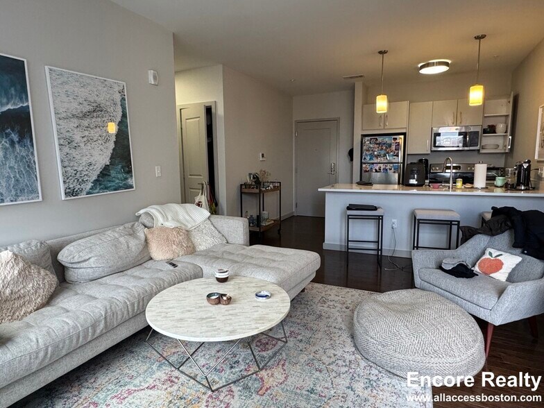 Building Photo - 22 Vernon St