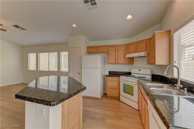 Building Photo - 3362 Wrangell Mountain St