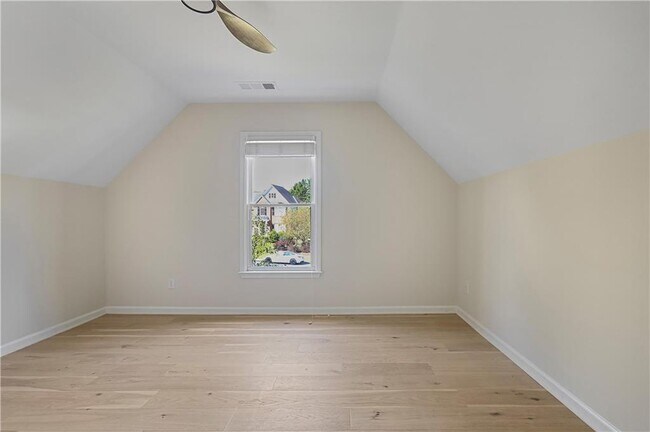 Building Photo - 2740 Stonehill Way