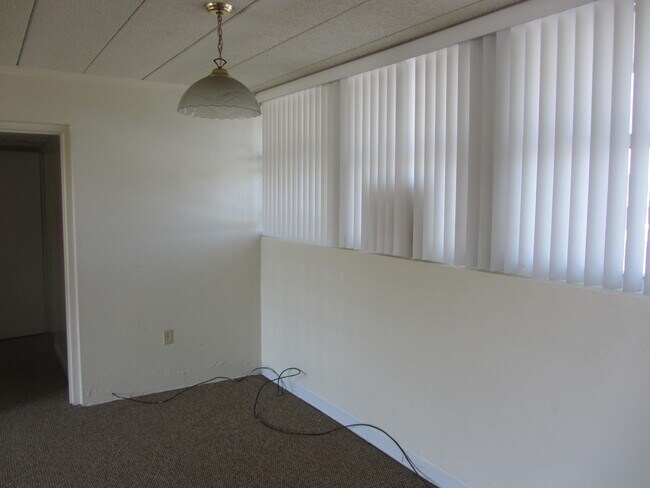 Building Photo - 300 Miracle Strip Pkwy