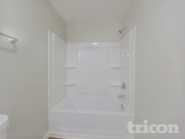 Building Photo - 1069 Joselynn Drive