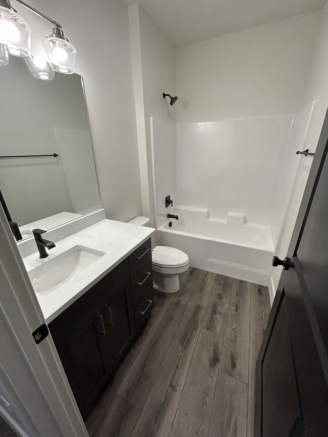 Building Photo - Cutler House