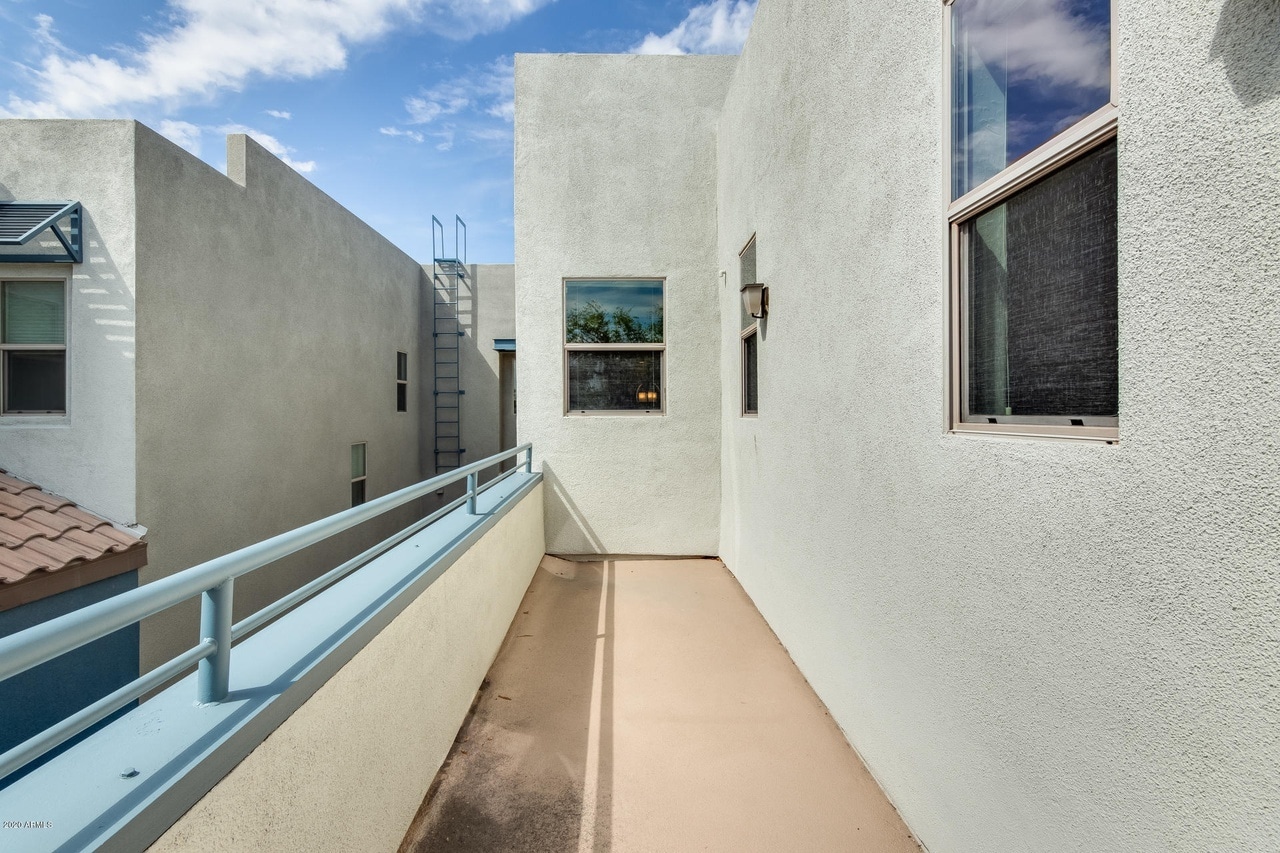 Master balcony - 615 E Portland St