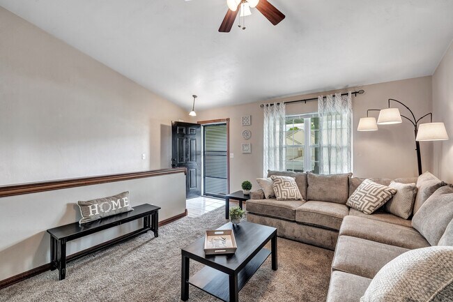 Building Photo - 2212 Rygar Ct