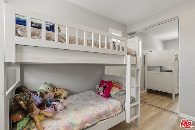 Building Photo - 756 Daniel Freeman Cir