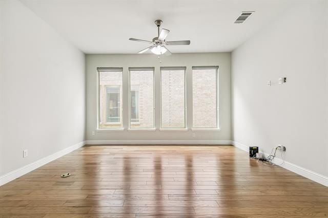 Building Photo - 17652 Sequoia Dr