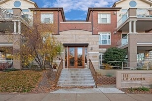 Building Photo - 111 S Monroe St