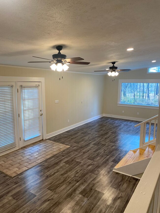 Building Photo - 7600 Ponds Rd. Laurinburg, NC 28352