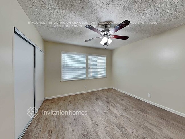 Building Photo - 6741 Amigo Ave