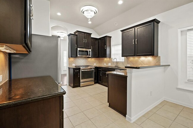 Building Photo - 2903 Flower Creek Ln