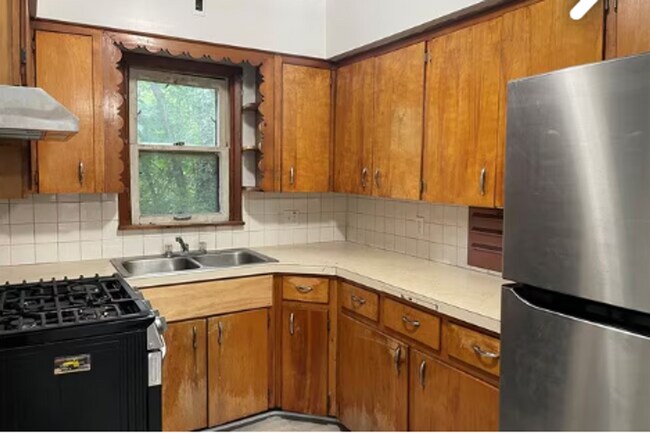 Building Photo - Charming 1-Bedroom Ranch Home – Updated Comfort, Classic Character