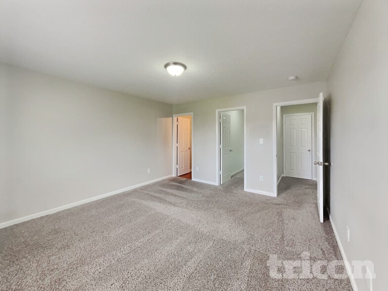 Building Photo - 7916 Amadeus Dr