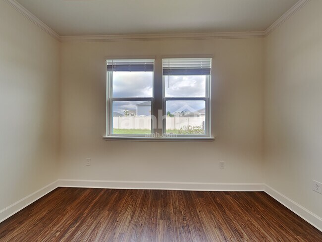 Building Photo - 5810 Hampton Creek Rd